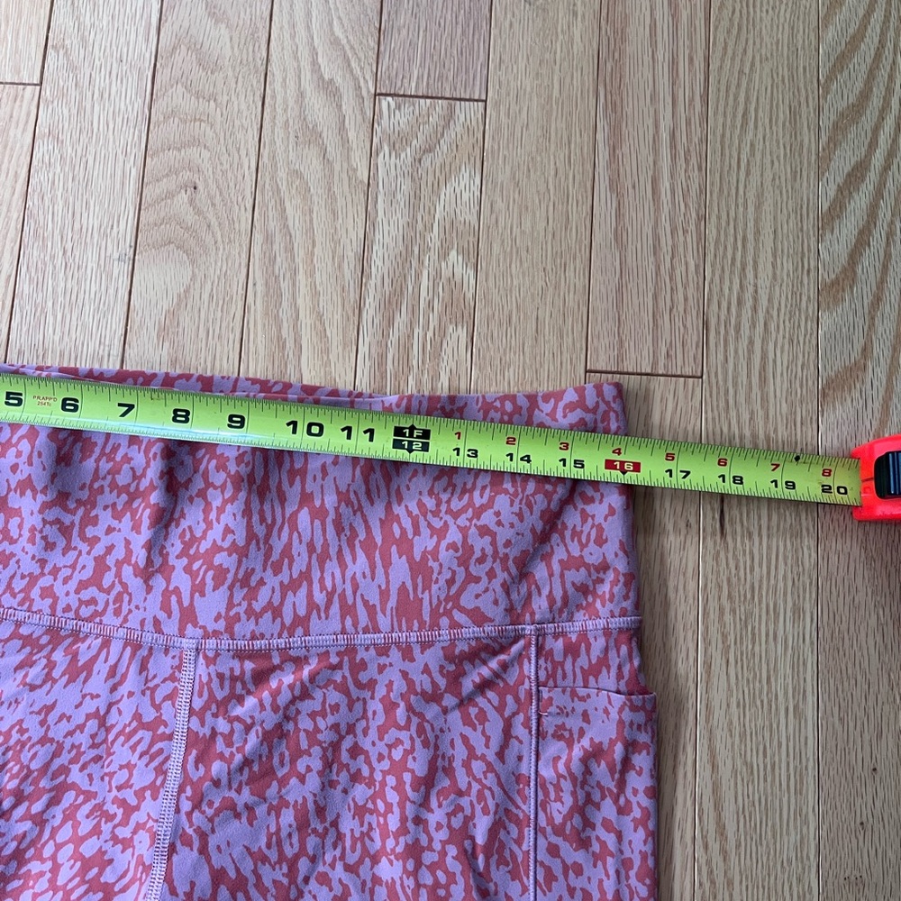 Athleta Salutation Printed Tights - image 6